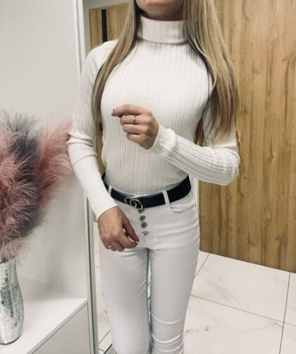 SWETER GOLF PRĄŻKOWANY BIAŁY